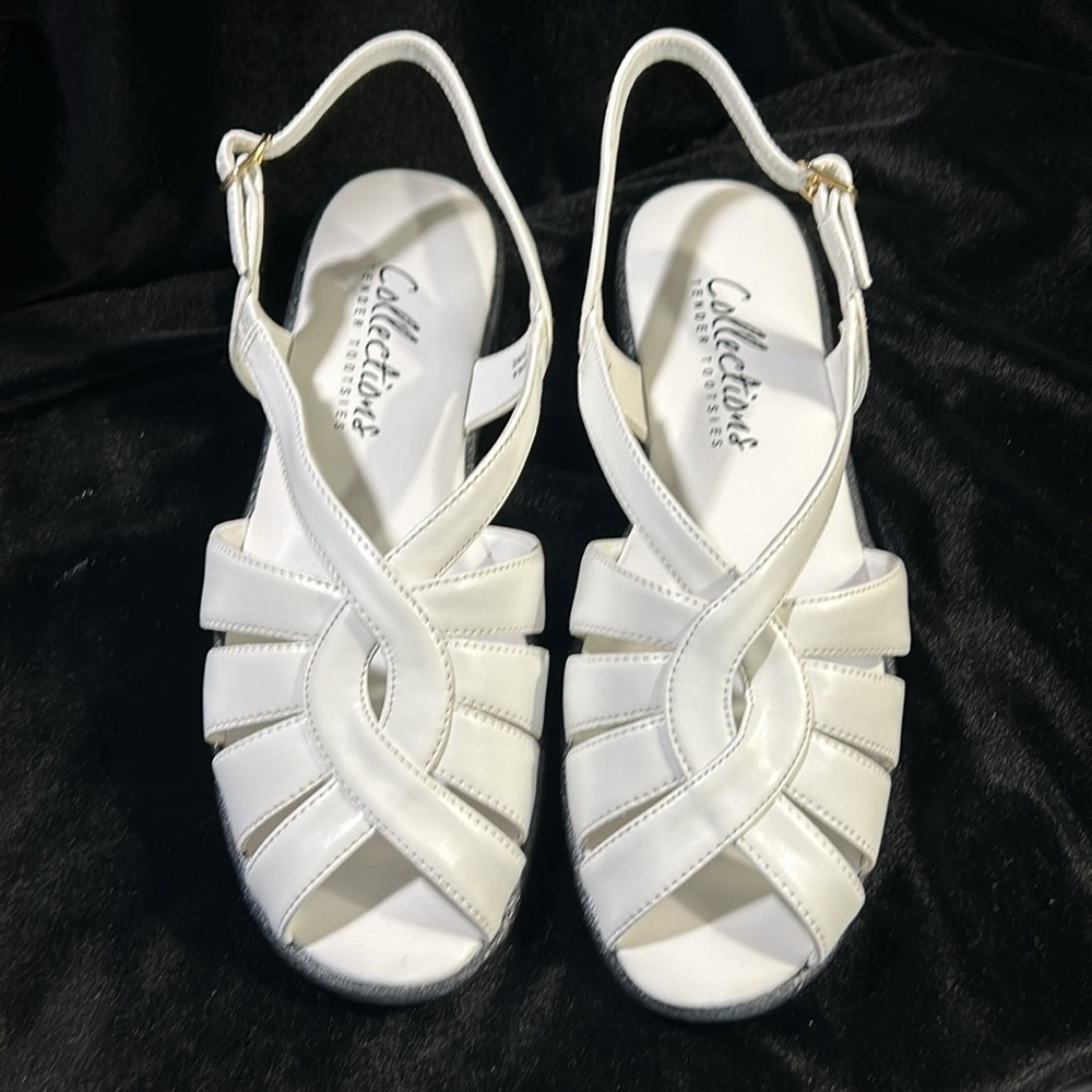 #58 Vintage Tender Tootsies Sandals - Desire, White, NIB SZ 9M